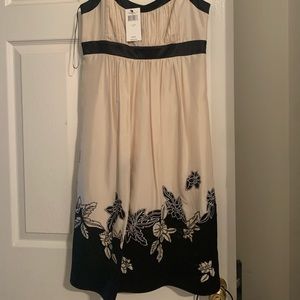 BCBG silk dress in color soy size 4 new with tags